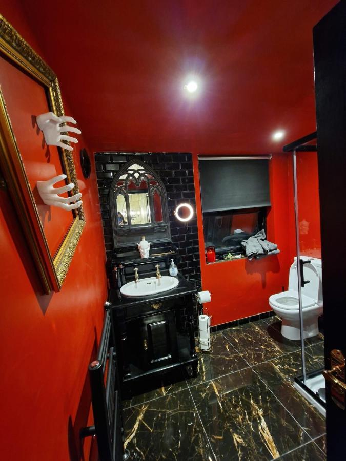 Wednesday'S Family Rooms Йорк Екстер'єр фото